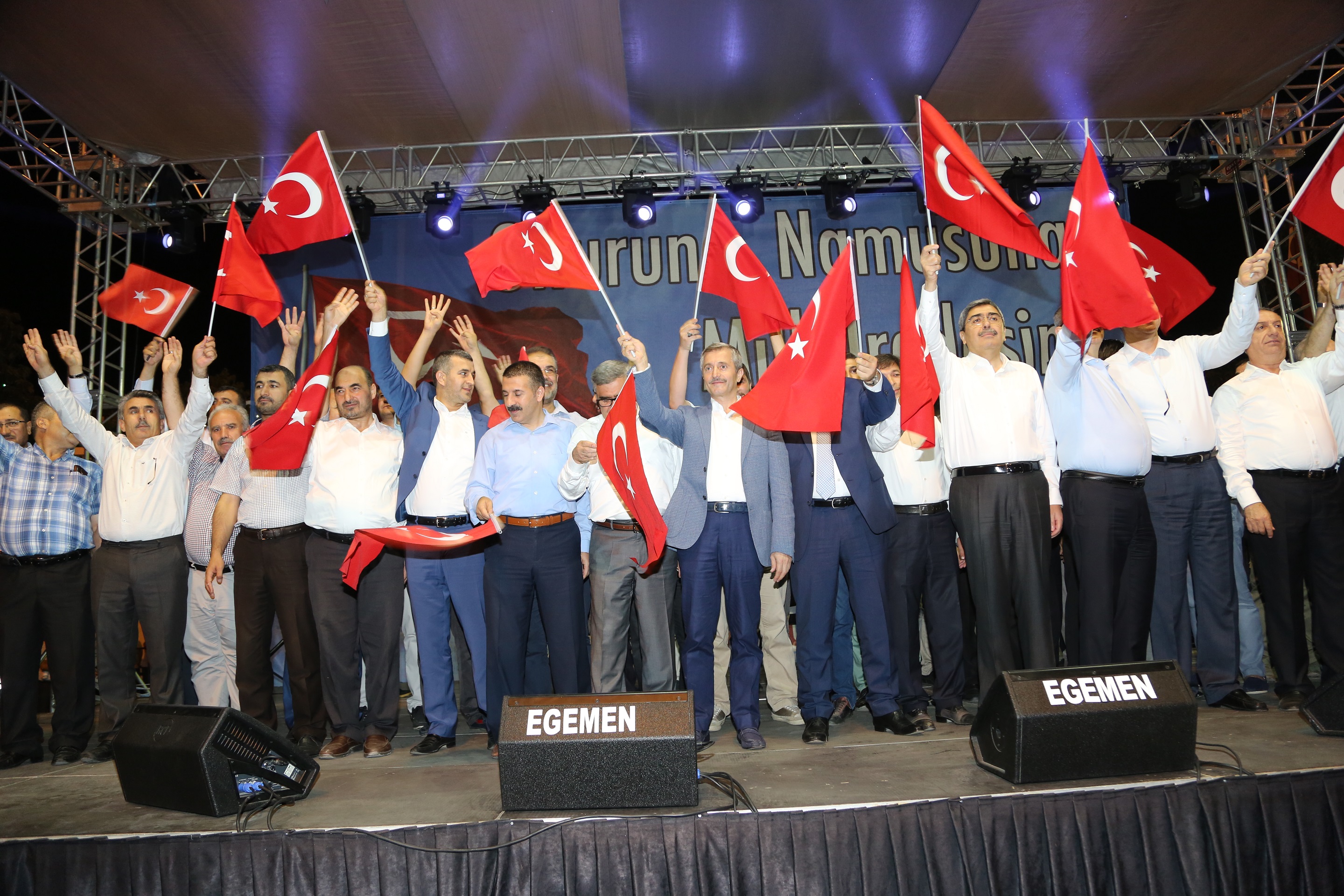 Demokrasi Nbetine Devam