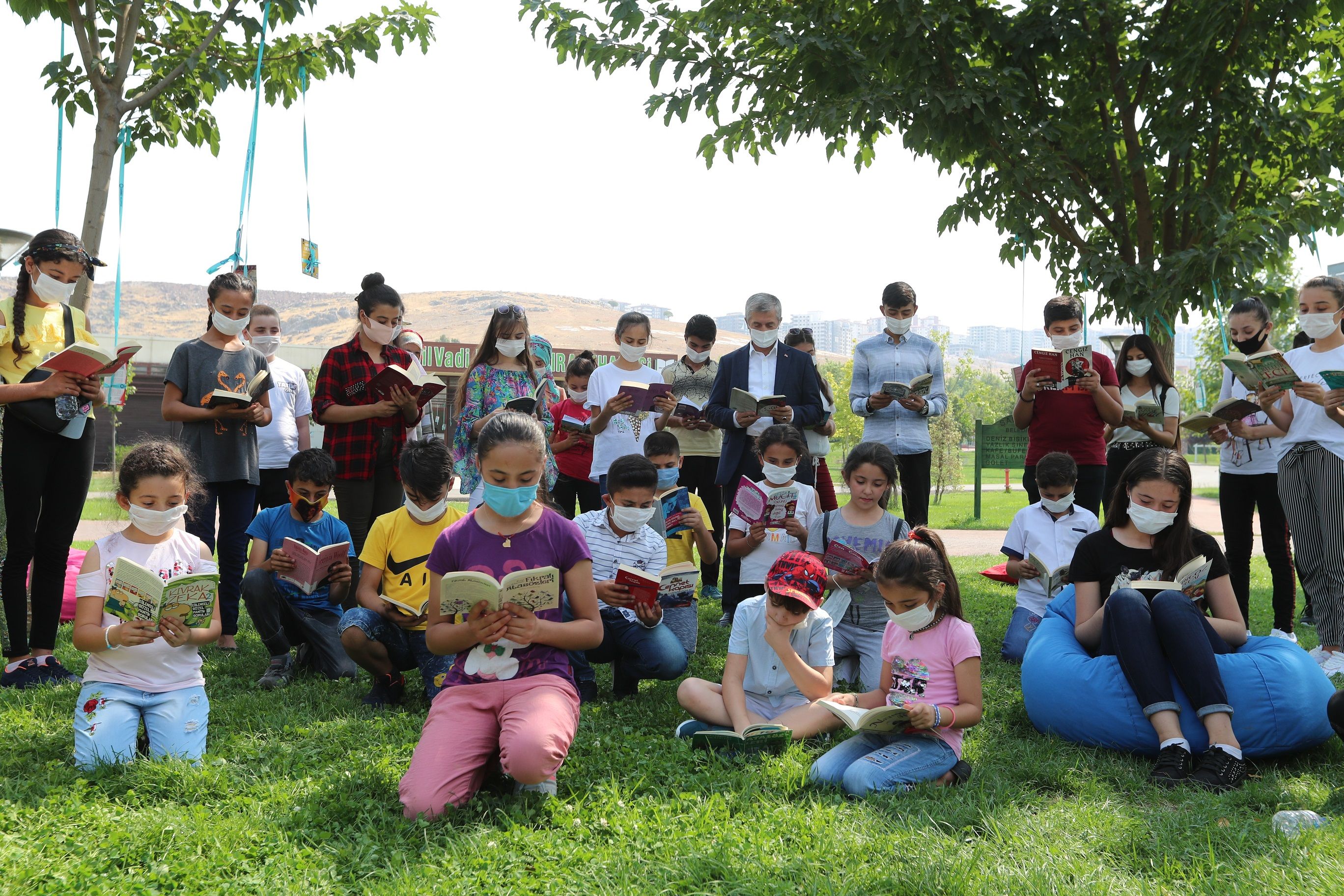 Bakanmzdan Kitap Fuarna Davet