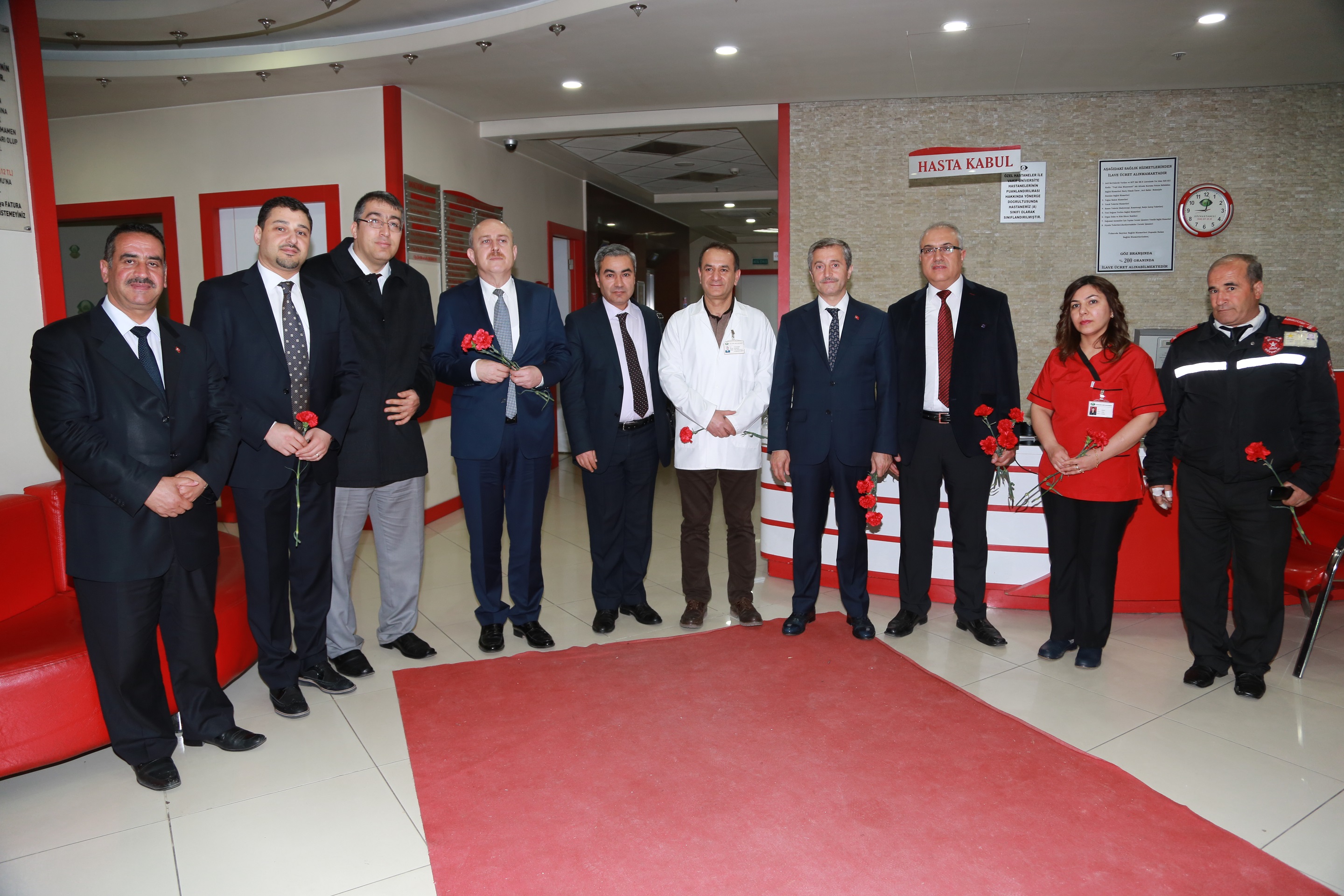 Bakan Tahmazolu, Tp Bayramn Kutlad