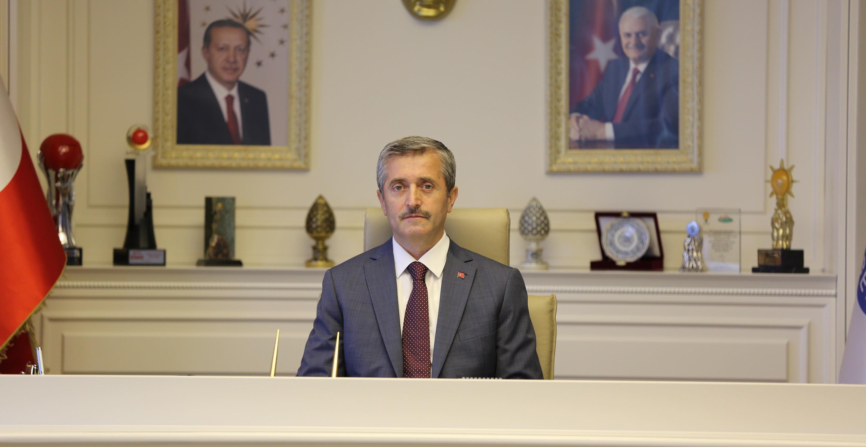 Ba�kan Tahmazo�lu, Vak�flar Haftas�n� Kutlad�