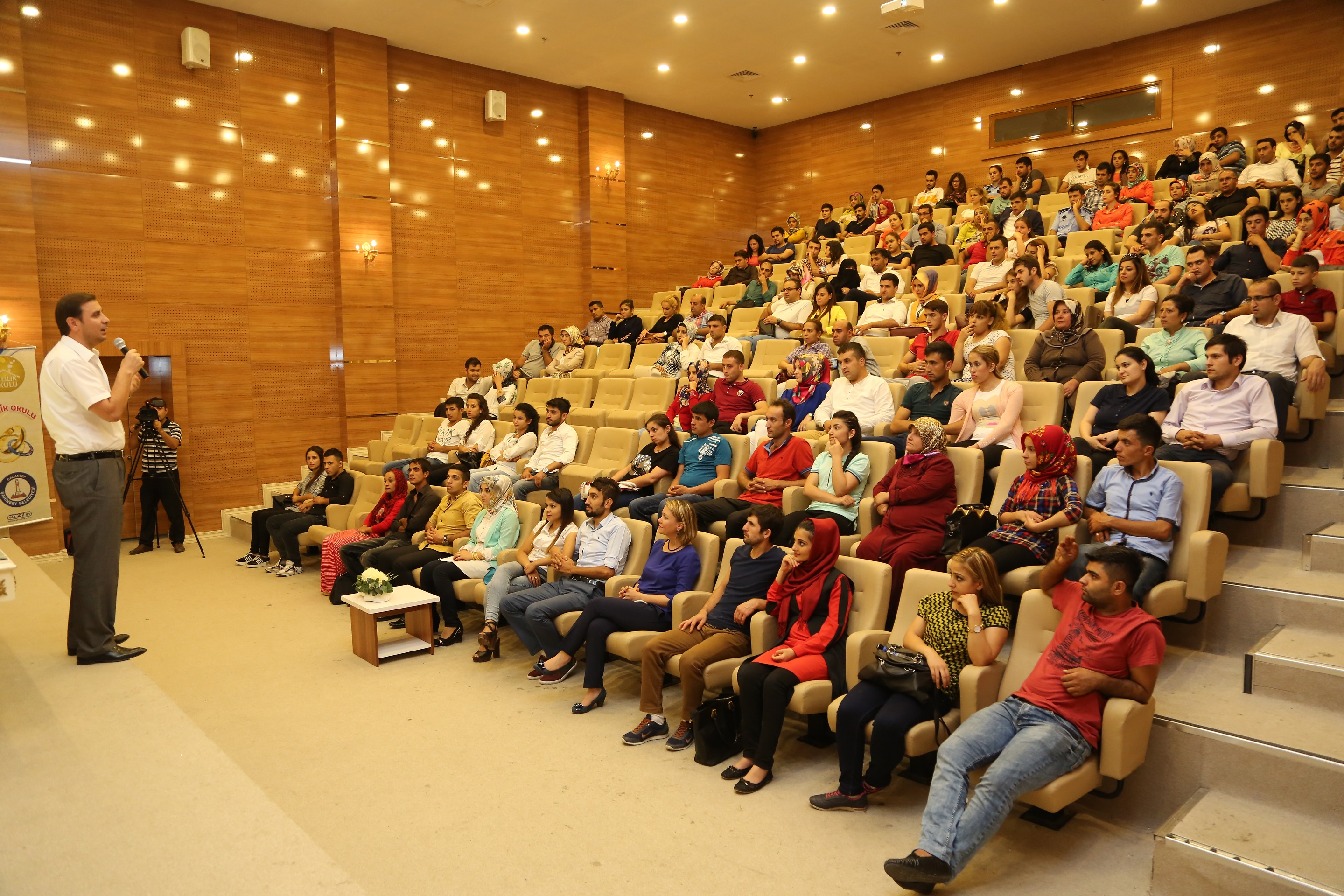 Mutlu Bir Yuva in Evlilik Okulu