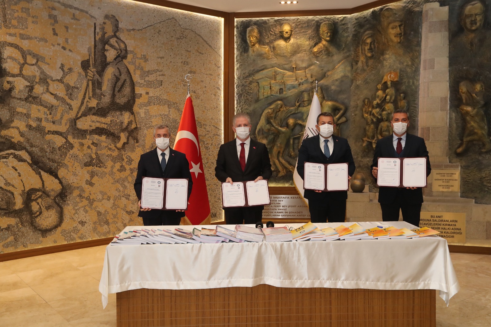 Belediyemizden rencilere 209.000 Adet Soru Bankas Destei