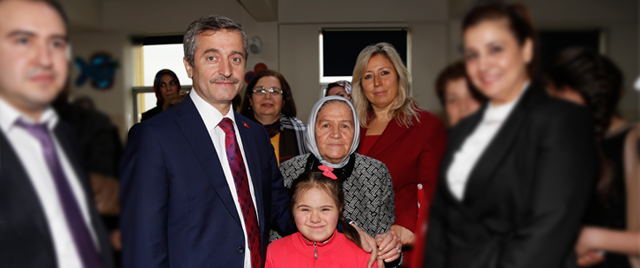 Bakan TAHMAZOLU Engelli Genlerle Bulutu