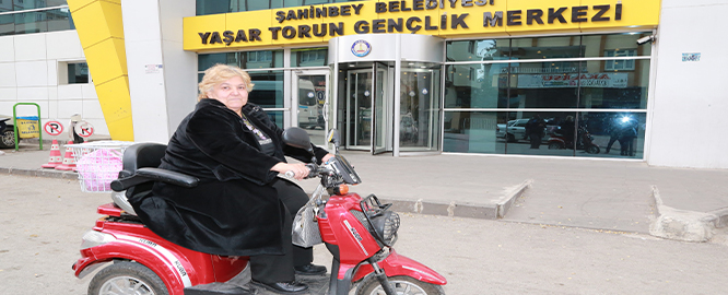 ahinbey Belediyesi Sosyal Tesisinde Hayata Tutundu