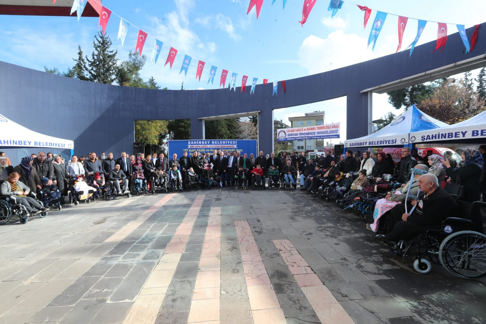 Belediyemizden 3.224 Engelli Vatandaa Akl Ve Manuel Tekerlekli Sandalye