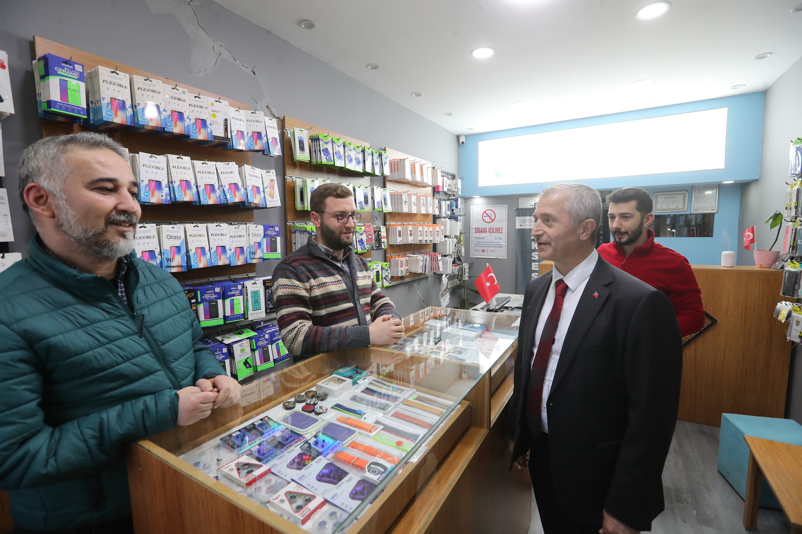 Bakanmz Esnaf Ziyaret Etti
