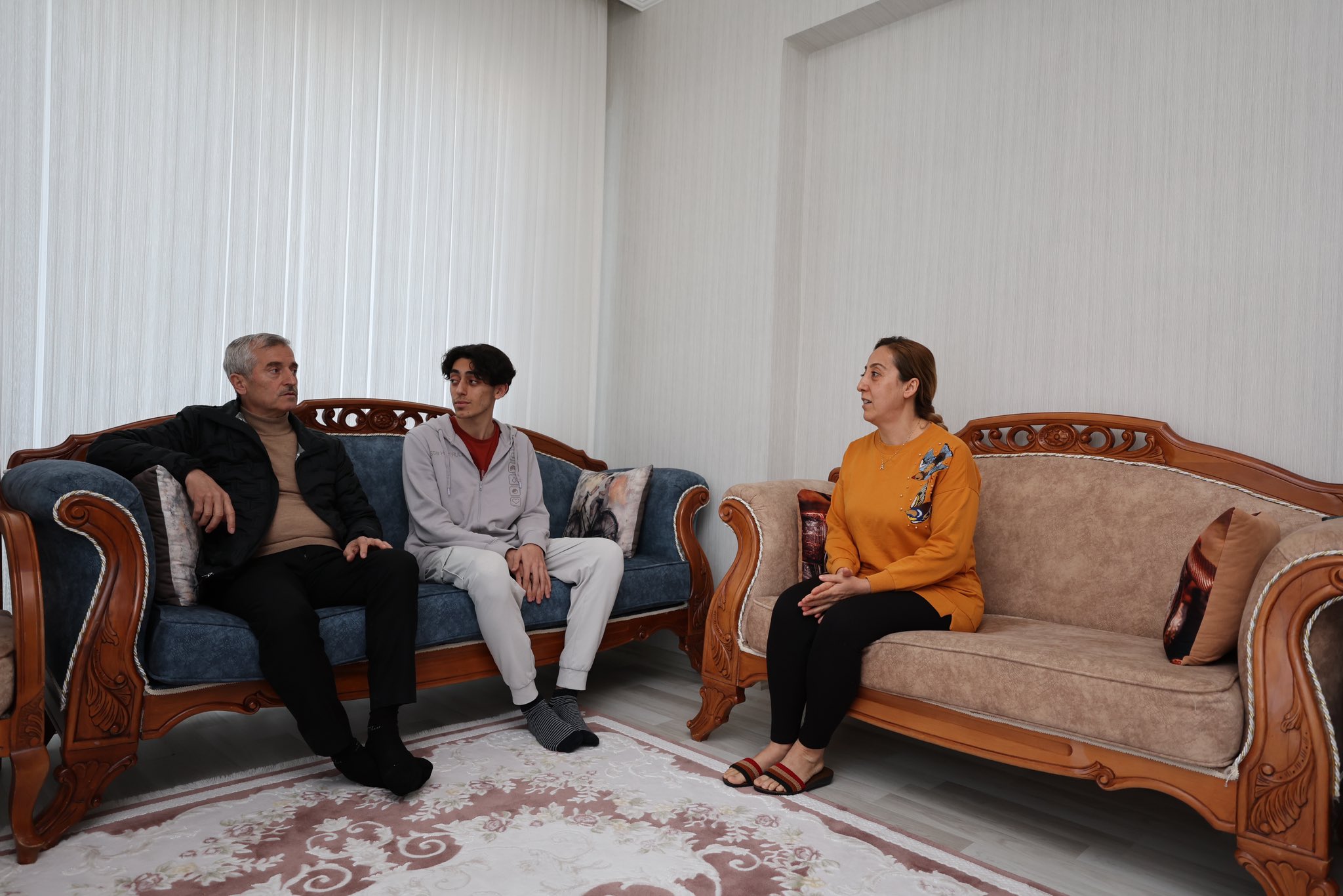 Bakanmz Evlere Misafir Oluyor