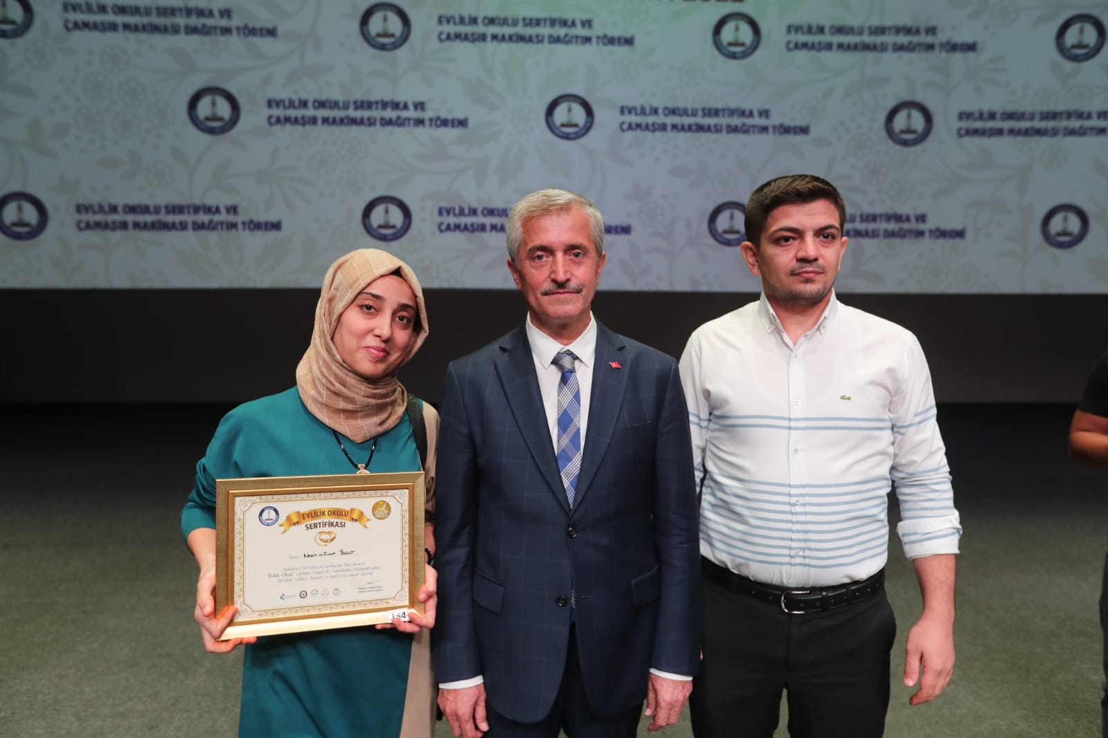 Evlilik Okulunda Eitim Gren 653 ift Daha Sertifikasn Ald