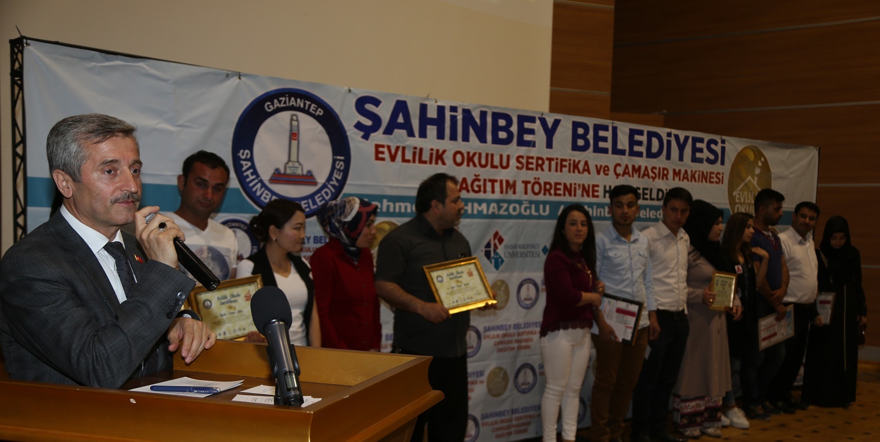 Evlilik Okulundan 158 iftimiz Daha Sertifikalarn Ald