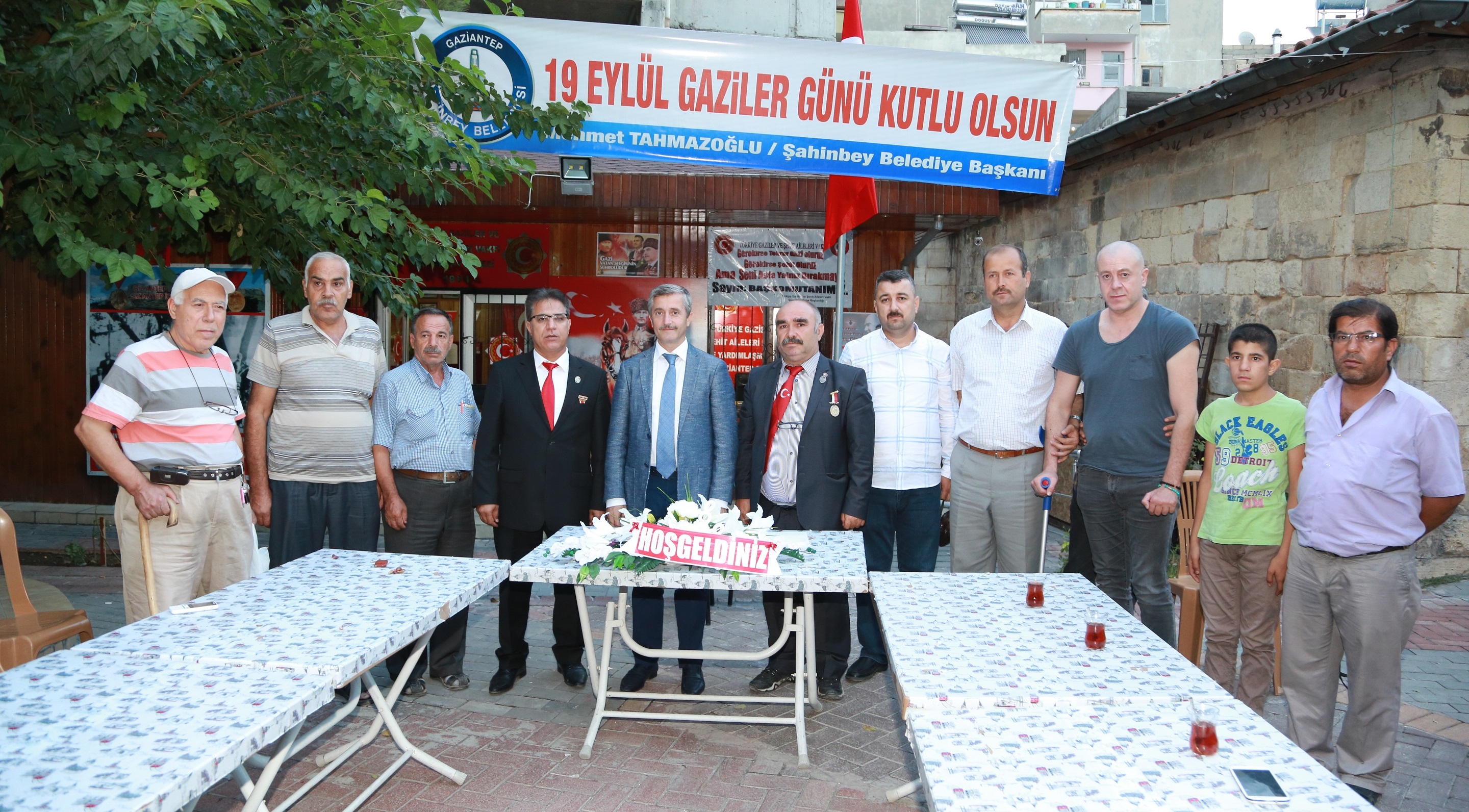 Bakan Tahmazolu, Gaziler Vakfn Ziyaret Etti 