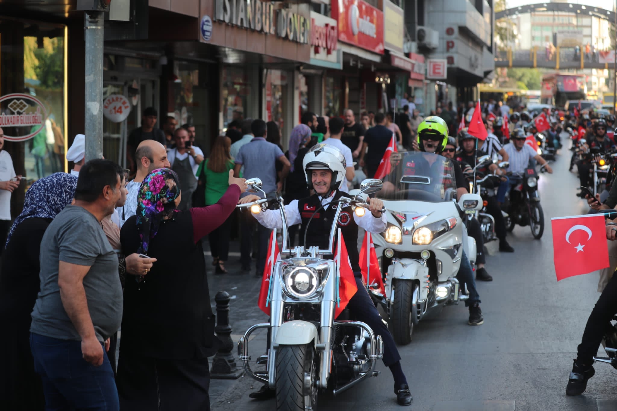Bakanmz Ve Trk Chopper Gaziler in Turlad