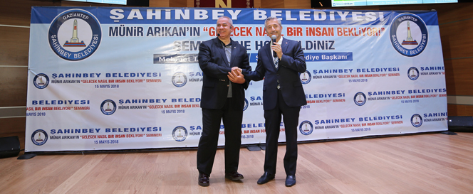 "Gelecek Nasl Bir nsan Bekliyor?"