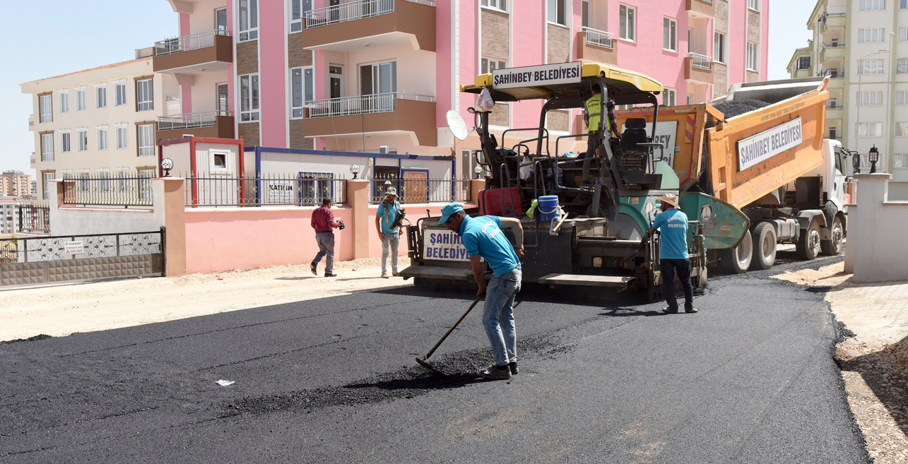 ahinbeyde Asfalt almalar Tm Hzyla Devam Ediyor