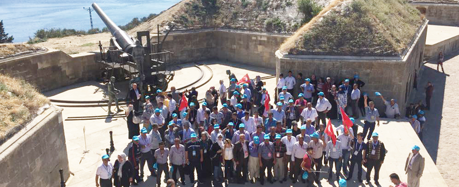 �anakkale�ye Kurbanlar Kesilerek U�urland�lar