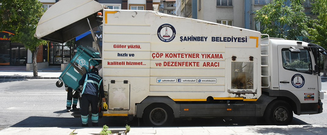 ahinbeyde p Konteynerleri Dezenfekte Edilerek Temizleniyor