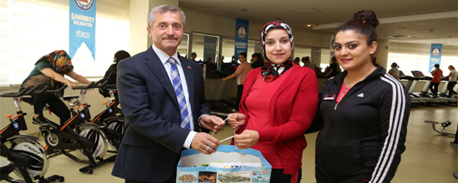 Azmin Fotoraf ahinbeyden