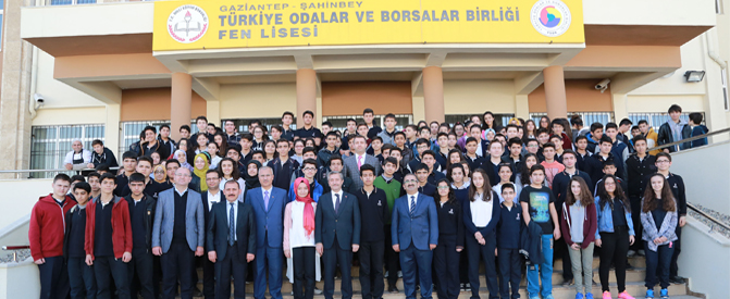 ahinbeyden Tobb Fen Lisesine 300 Fidan