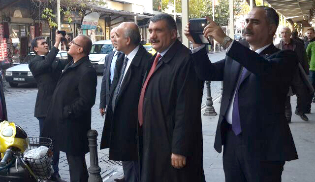 AHNBEYi "lklerin Belediyesi" Olarak Tandk