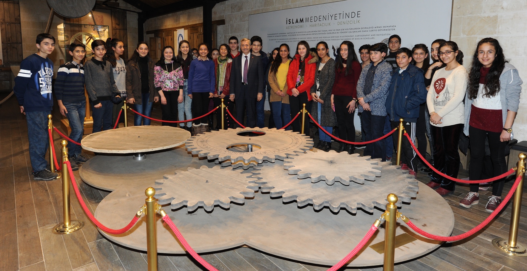 slam Bilim Tarih Mzesi rencilere lham Kayna Oluyor