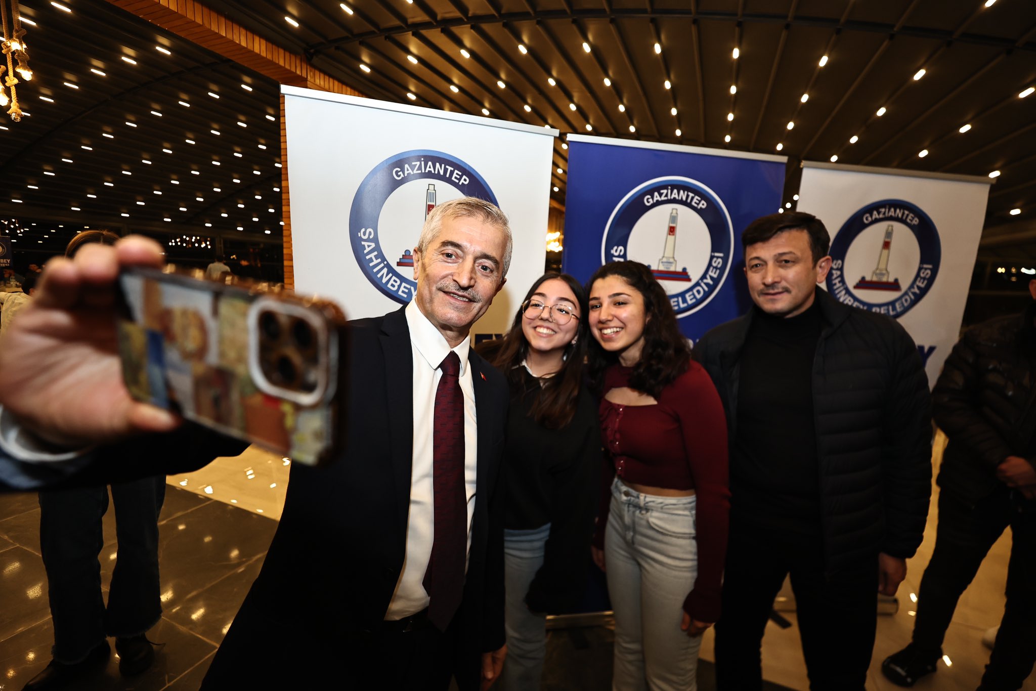 Başkanımız İzmir´de Gaziantepli Öğrencilerle Hasret Giderdi