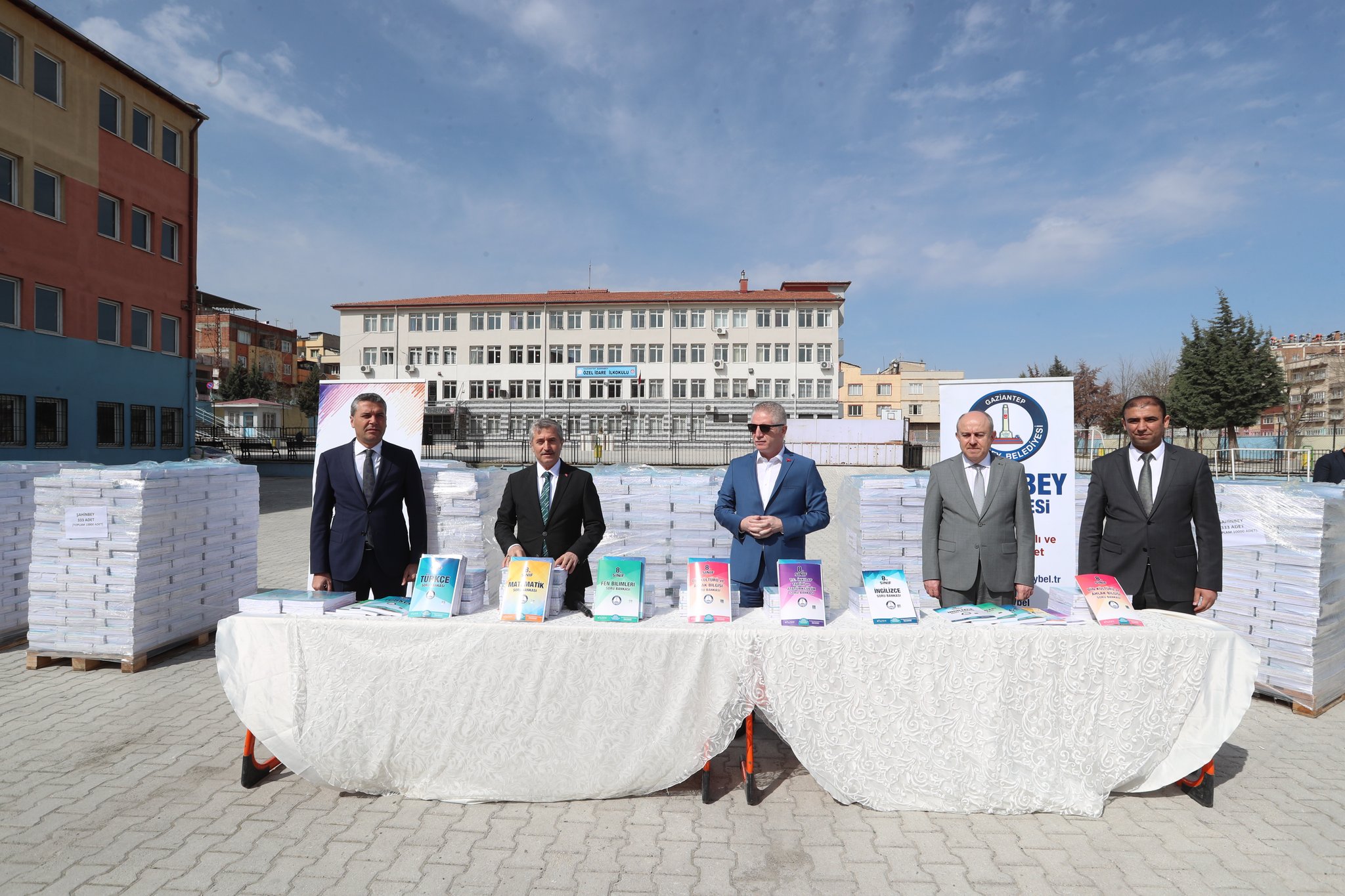 "Evde Kal" Kitaplar ahinbeyden