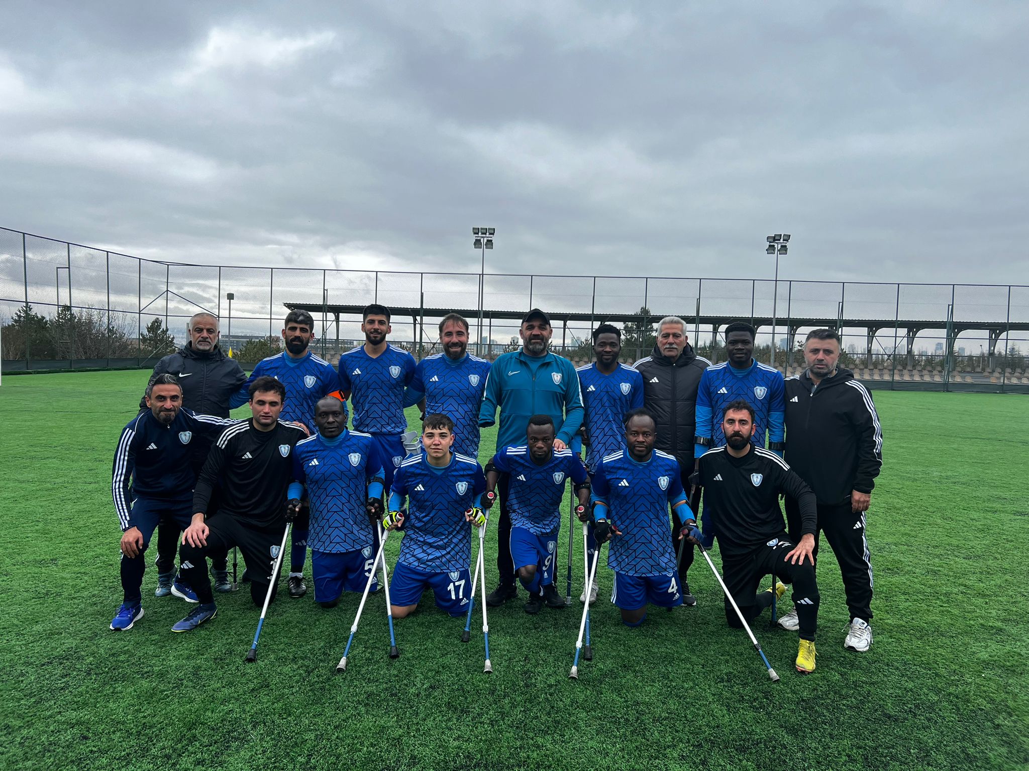 ahinbey Ampute Futbol Takmndan Farkl Skor 11-1