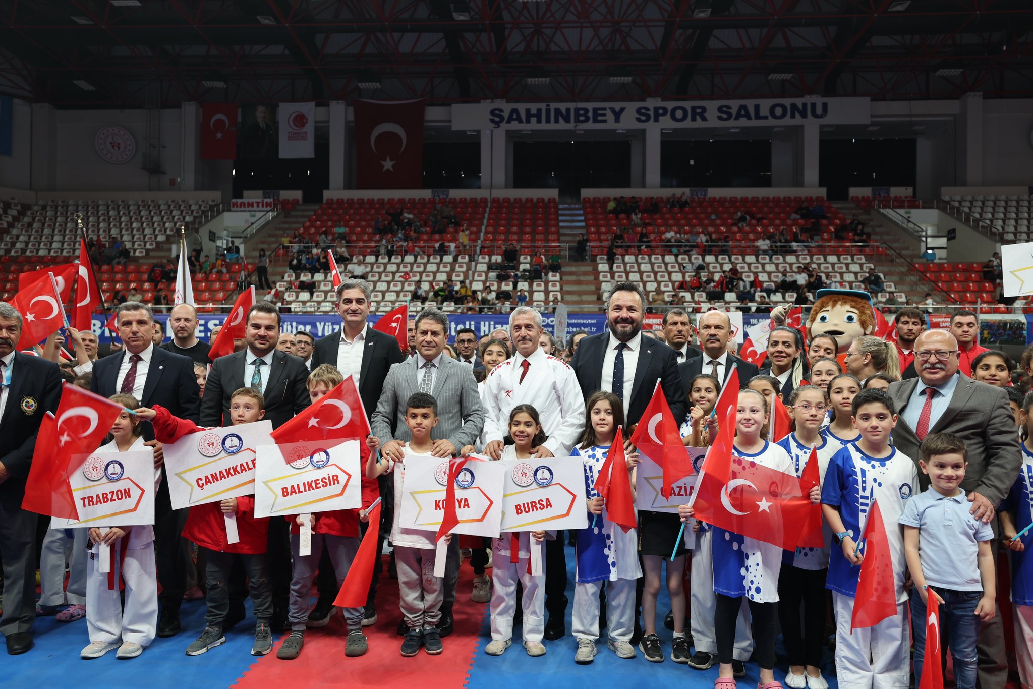 Belediyemiz Minik Karatecileri Arlad
