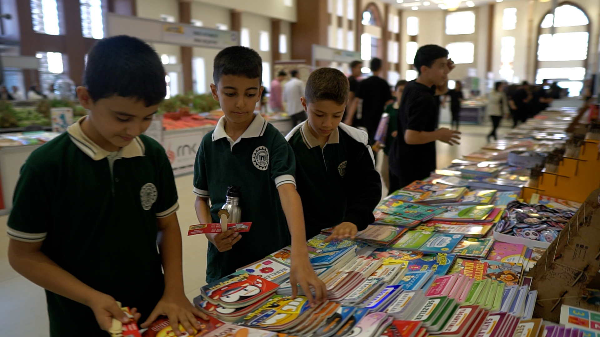 Belediyemiz Gazianteplileri Sevdikleri Kitaplar Ve Yazarlarla Buluturuyor