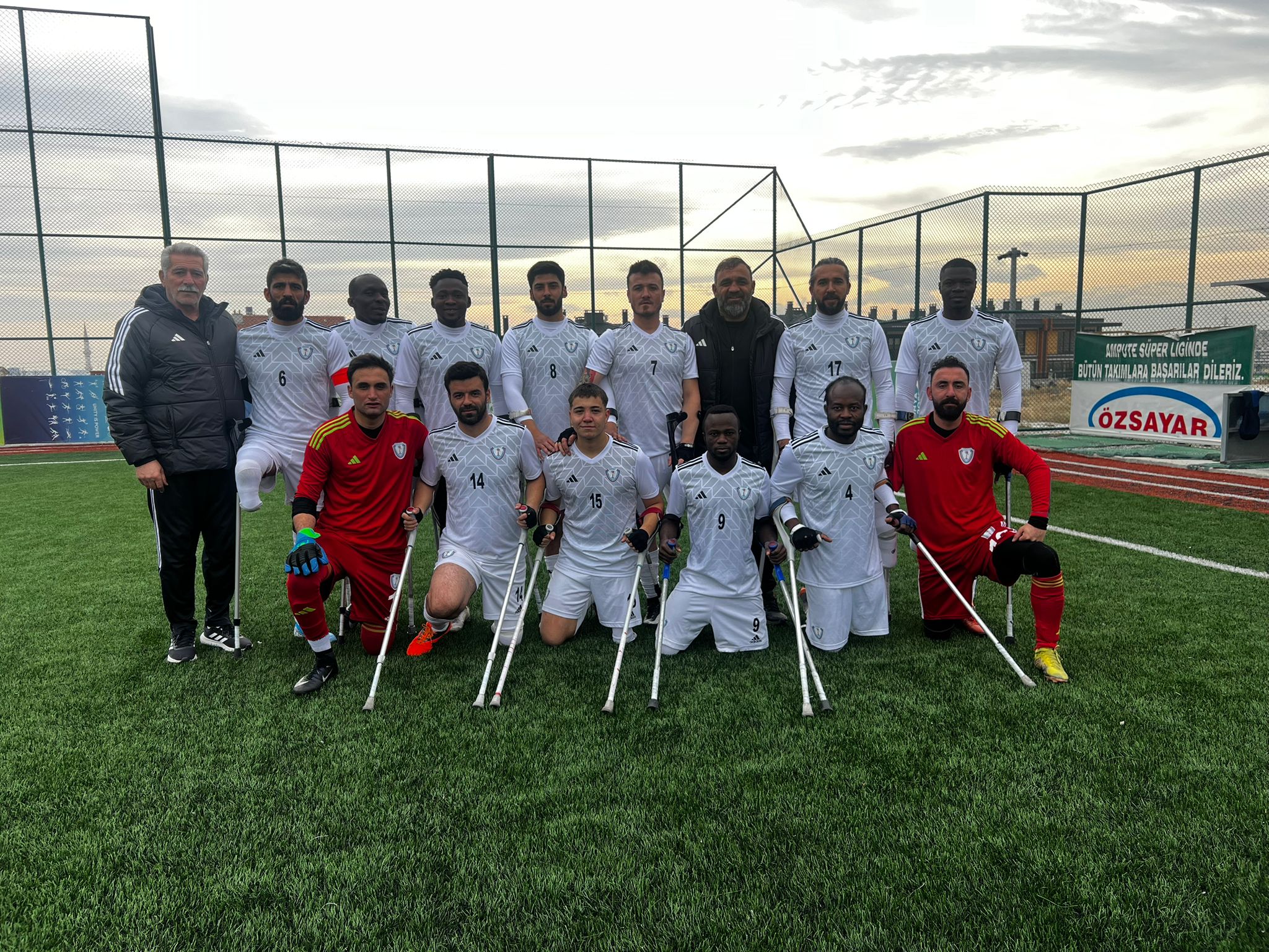 ahinbey Ampute Futbol Takmndan Farkl Skor 5-0