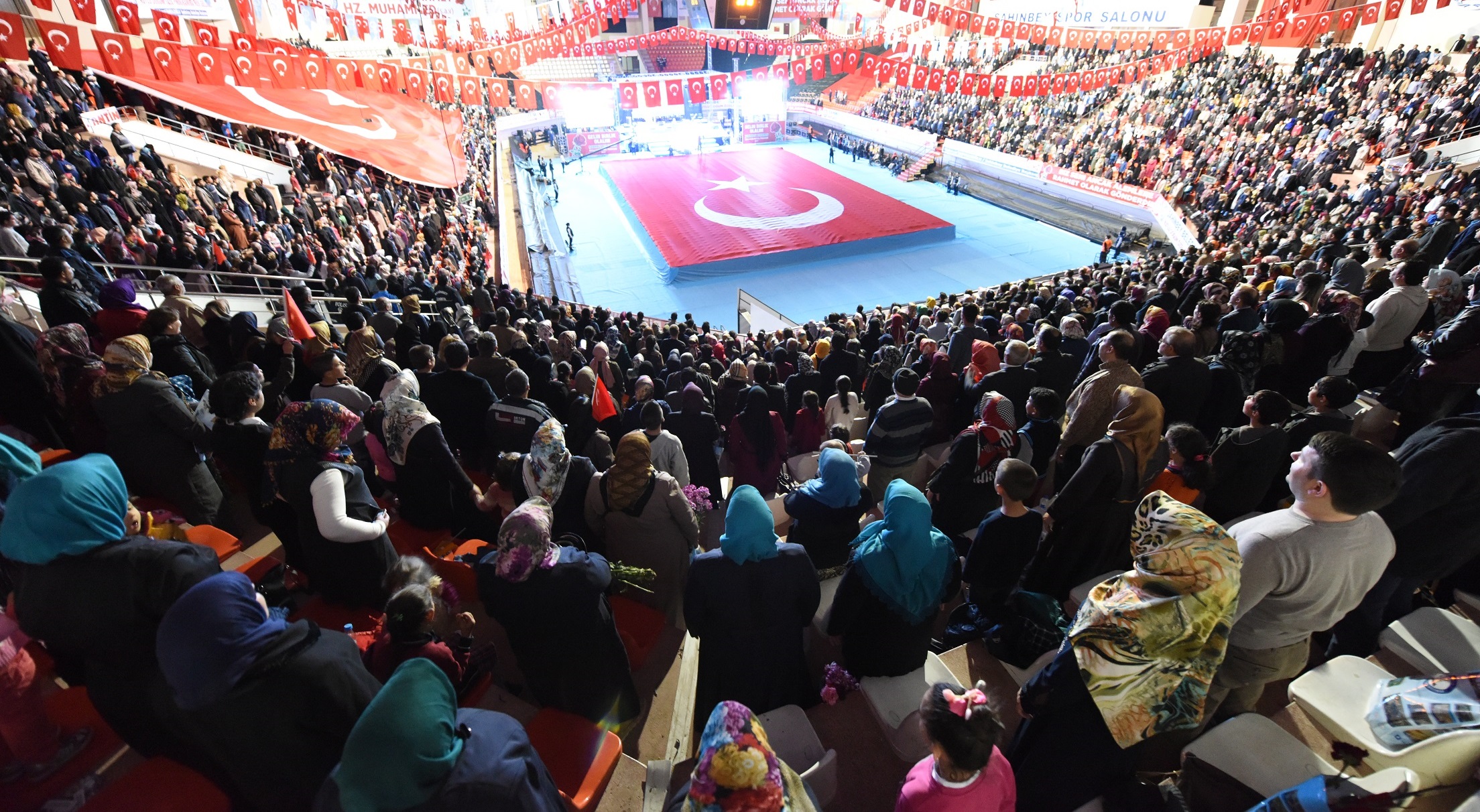 ahinbey Belediyesinden Muhteem Kutlu Doum Gecesi