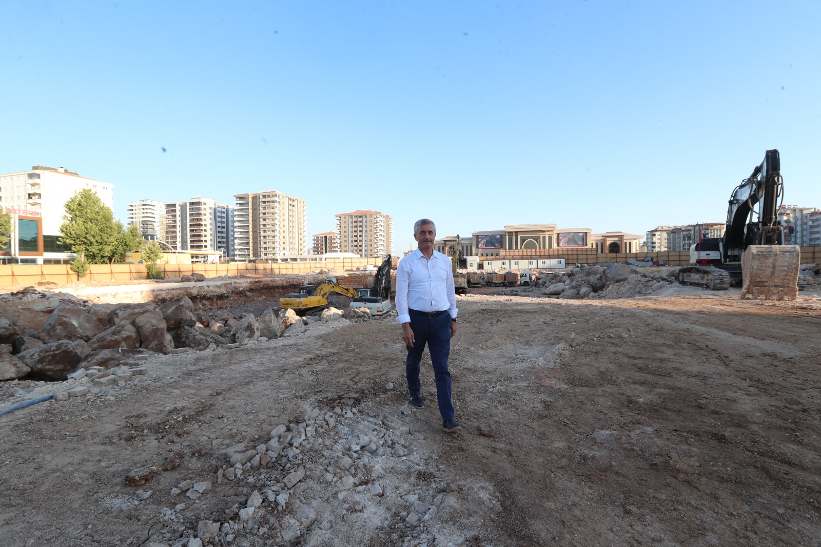 Belediyemizden Gaziantepe Dev Ktphane