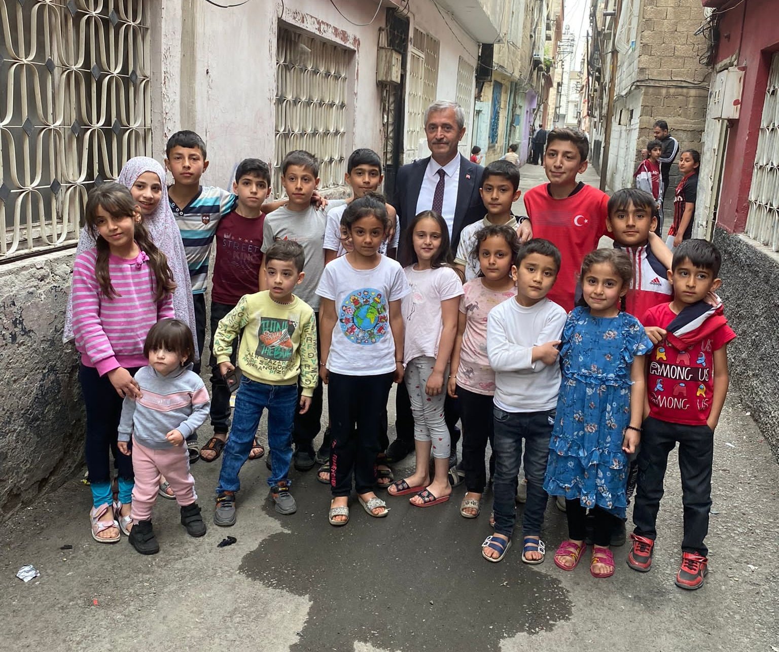 Bakanmz "ehrimiz, lemiz Ve Vatandamz in alyoruz"