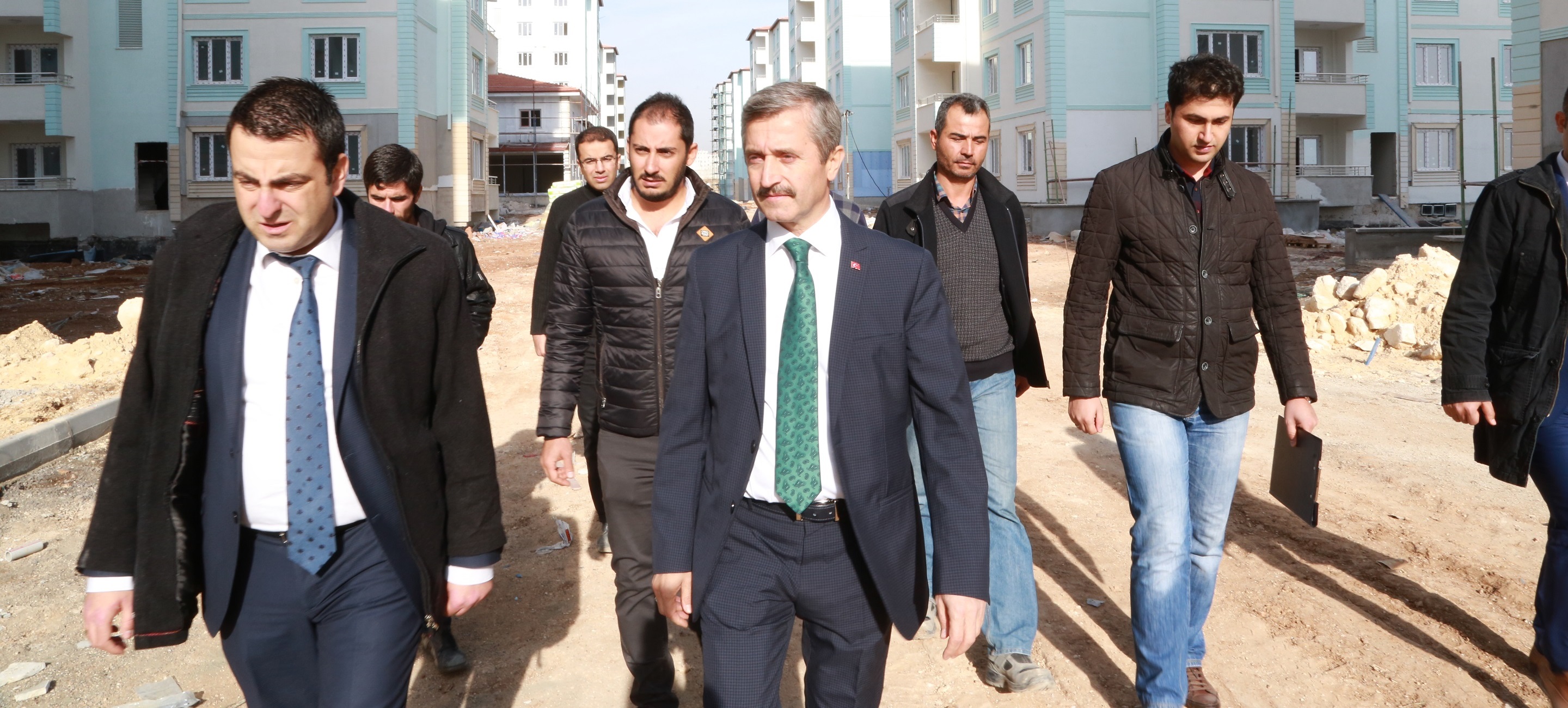 Bakan Tahmazolu Mavikenti Gezdi
