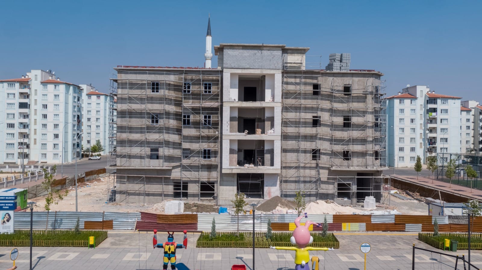Belediyemiz Mavikentin ehresini Deitiriyor