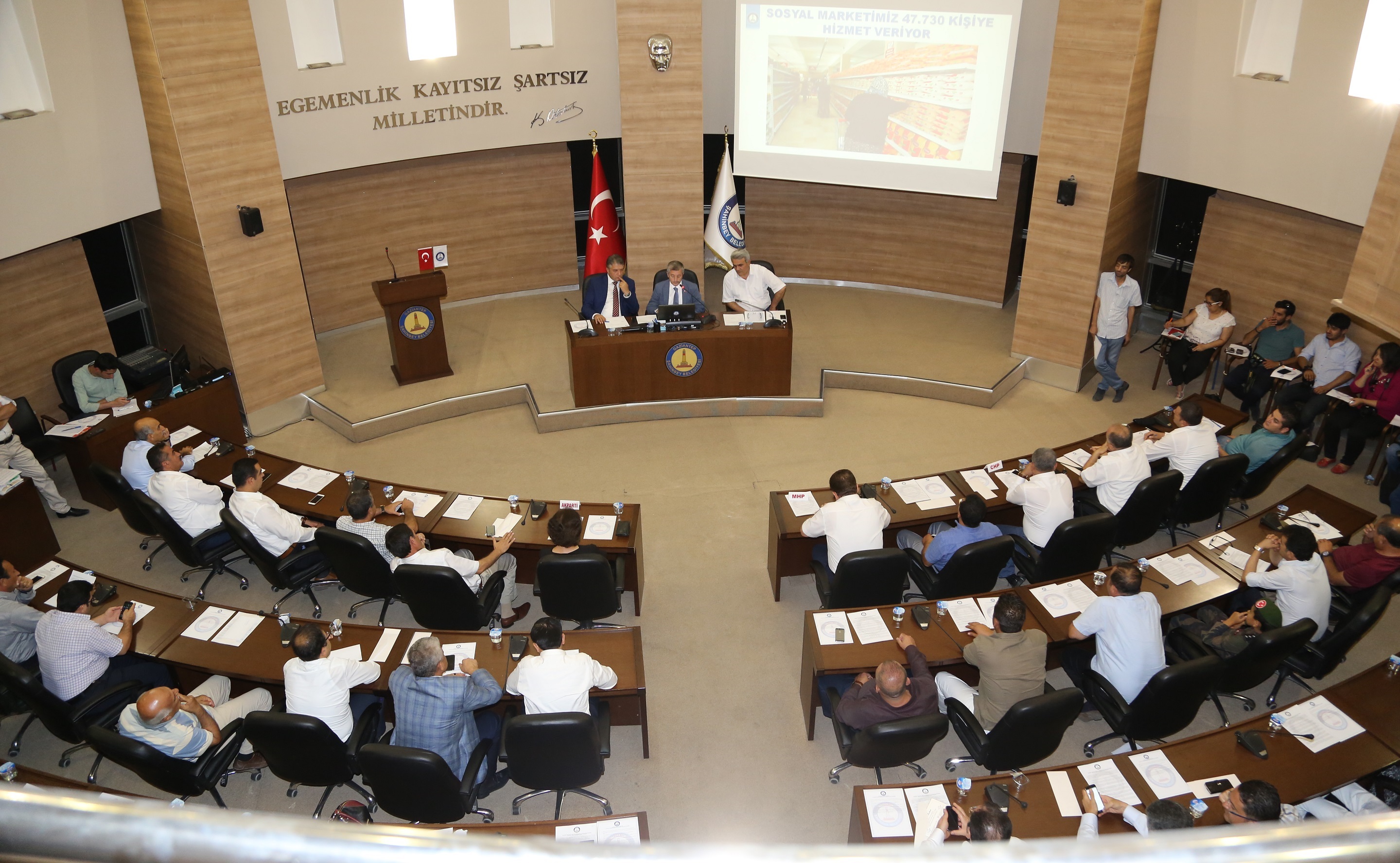 ahinbey Belediyesi Meclisinden ehitlere Vefa