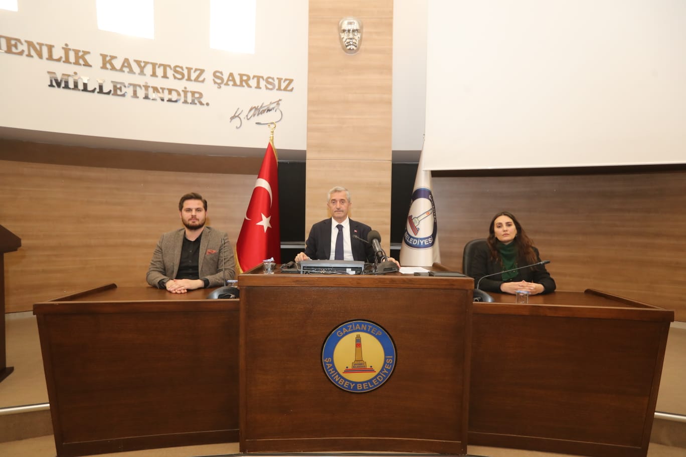 Yeni Yln lk Meclis Toplants Yapld