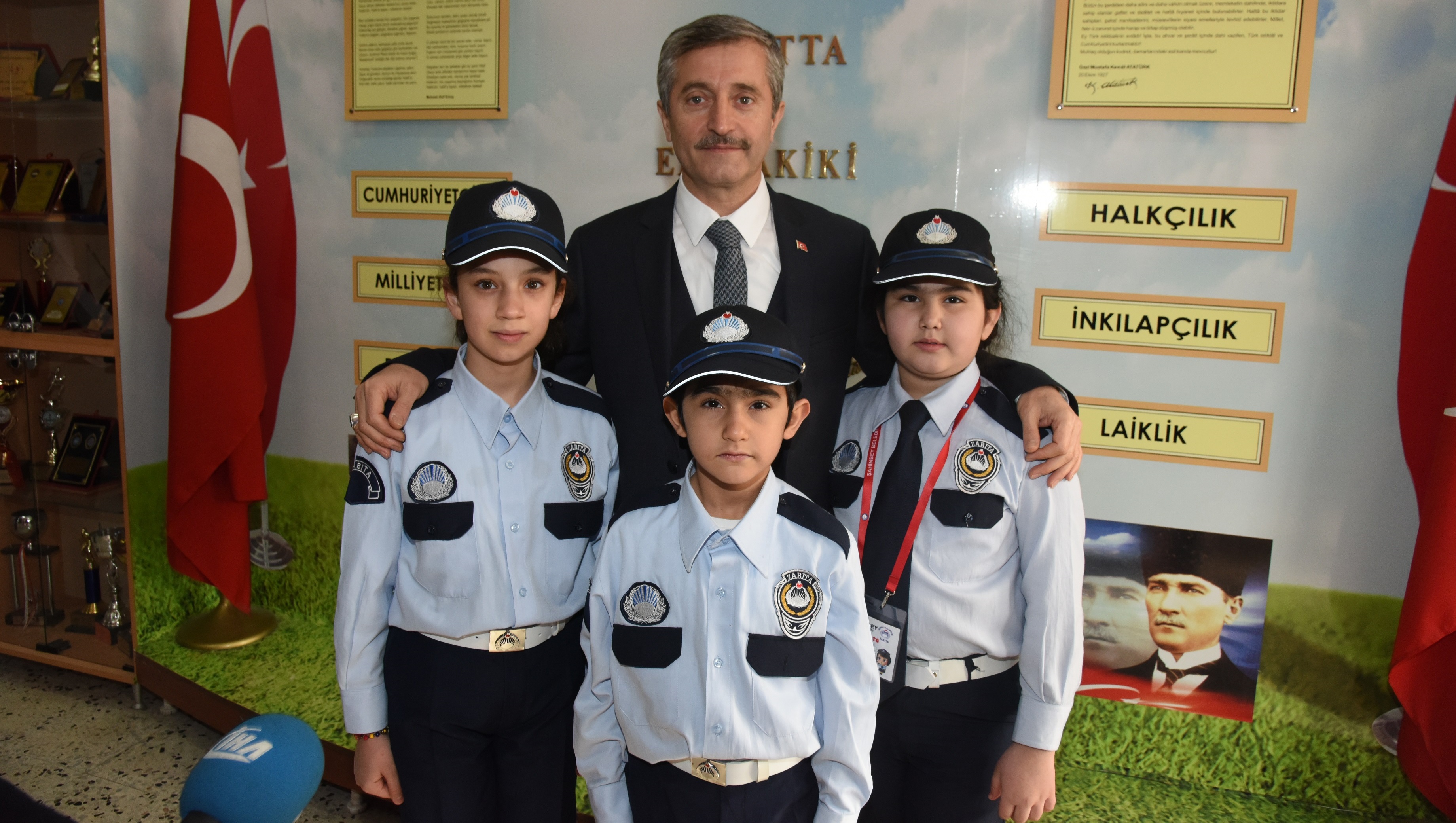 Minik Zab�talardan E� Zamanl� Denetim