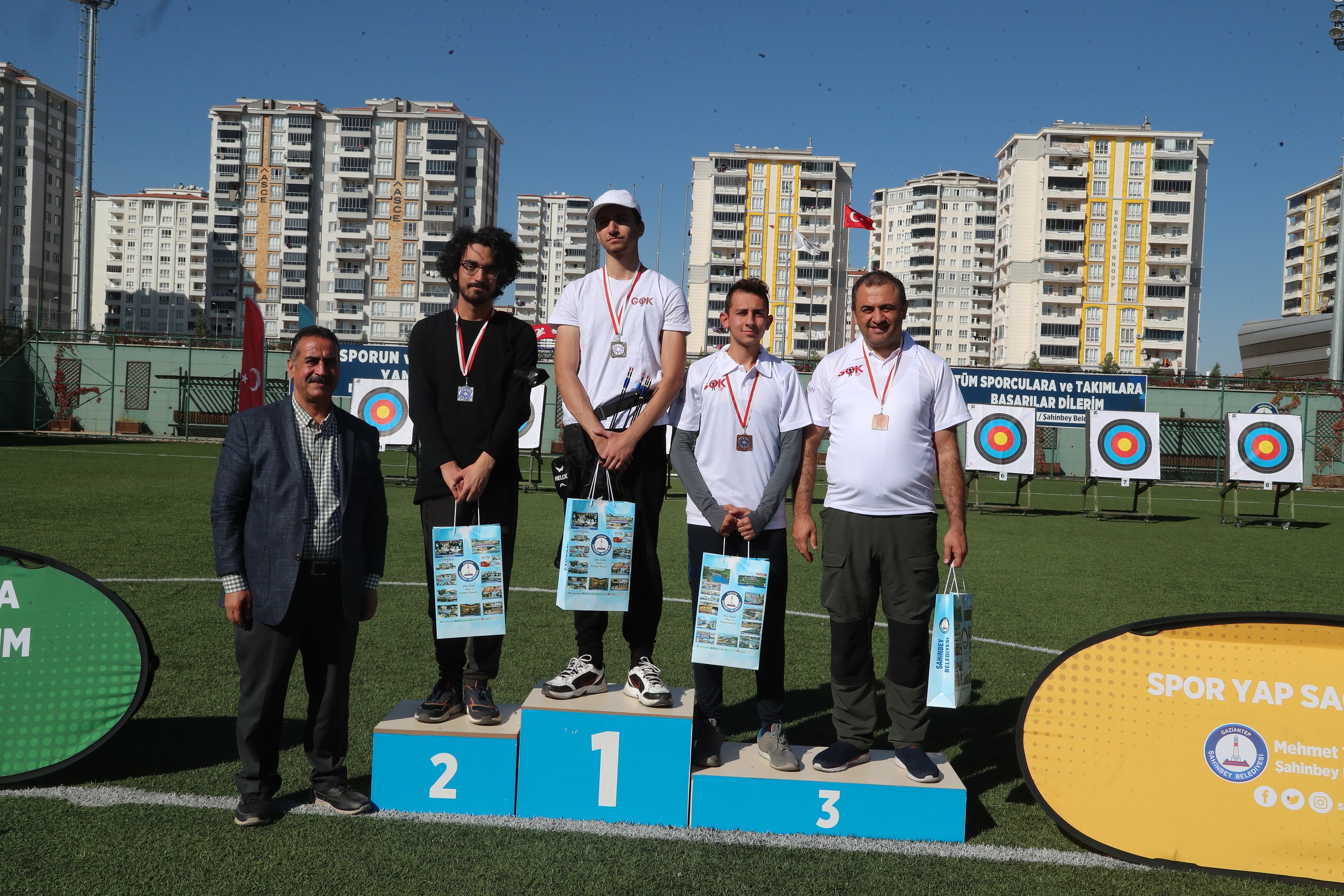 ahinbey?de 29 Ekim Cokusu