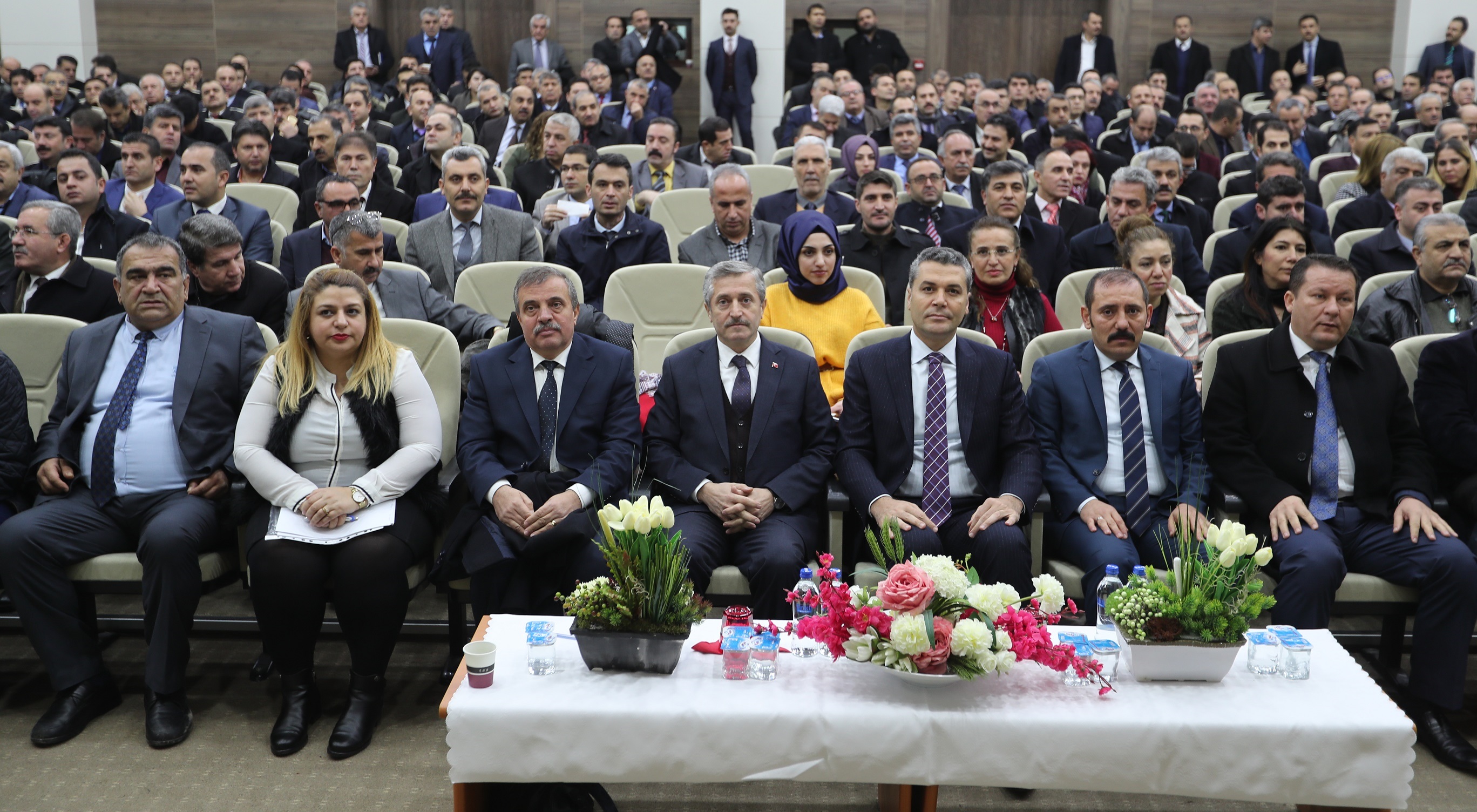 Bakanmzdan Eitime Dev Destek