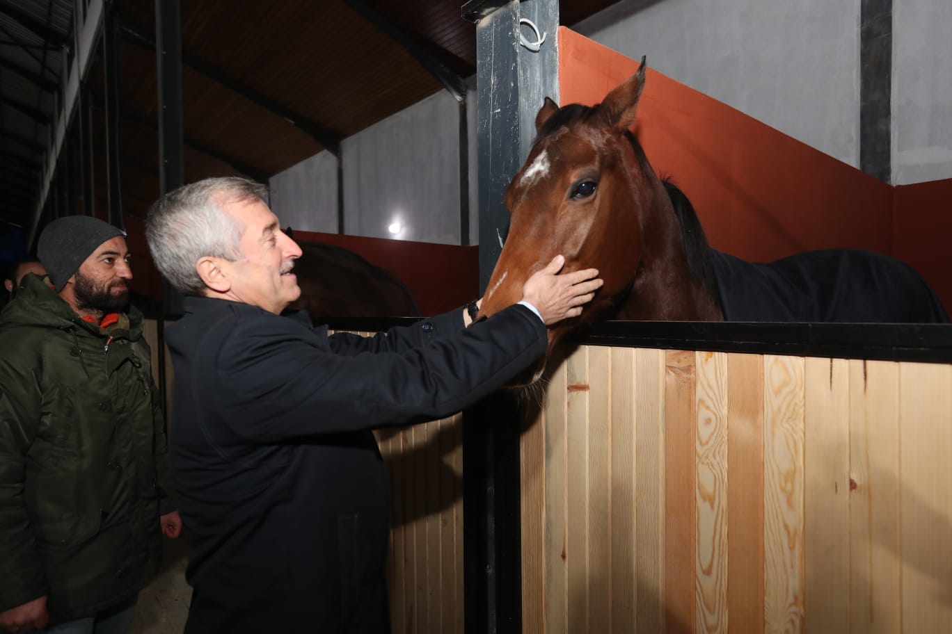 Belediyemiz Geleneksel Spor Tesisi almalar Sryor