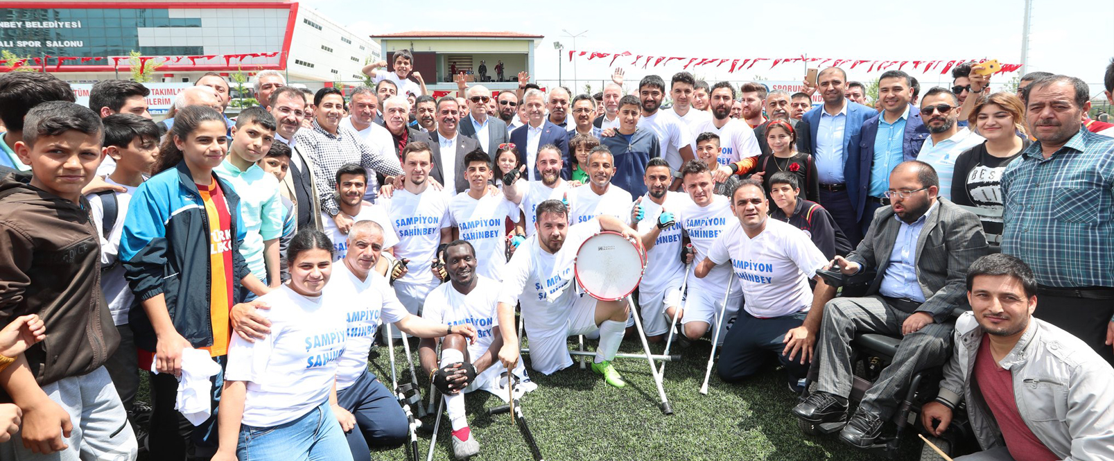 Kocaman Yrekleriyle ahinbeye ampiyonluk Getirdiler