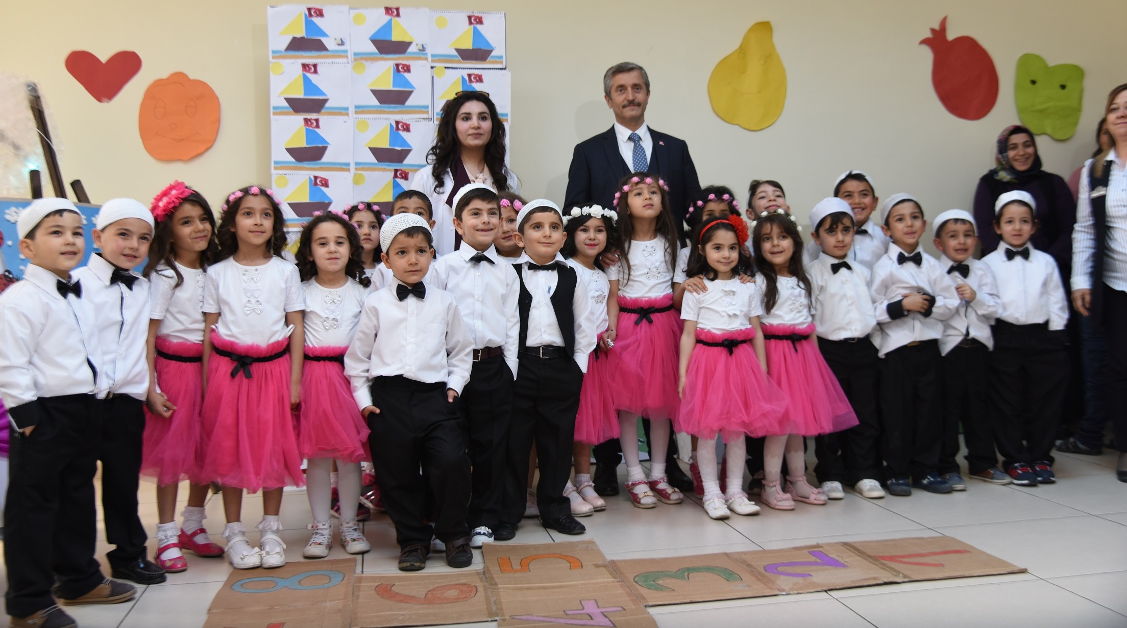 Anaokulu Öğrencilerinden Kutlu Doğum Haftası Sergisi