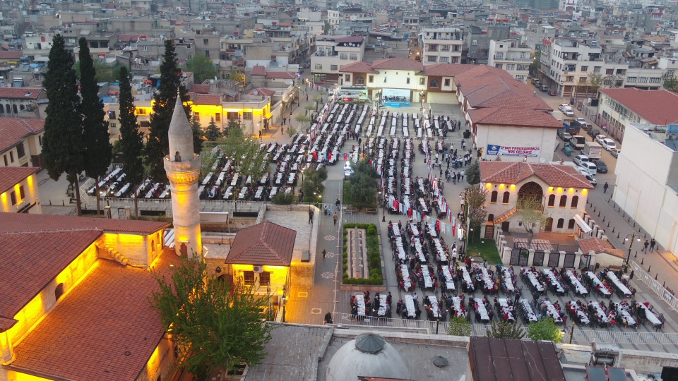Belediyemiz h Meydanndan Vatandalarla Yeniden Bir Arada
