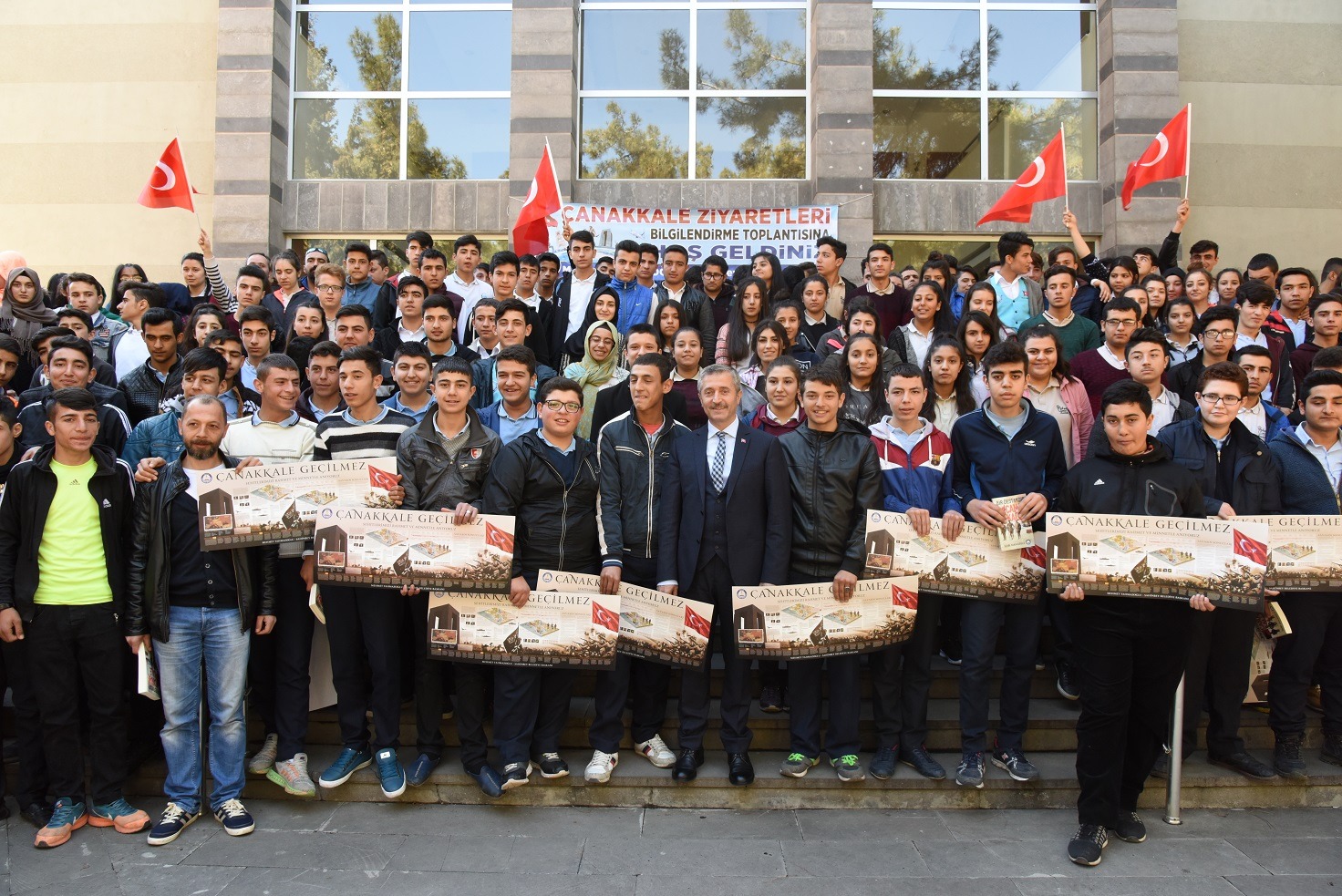 Bakanmz: "Genlik Milletin Gc ve Yarndr"