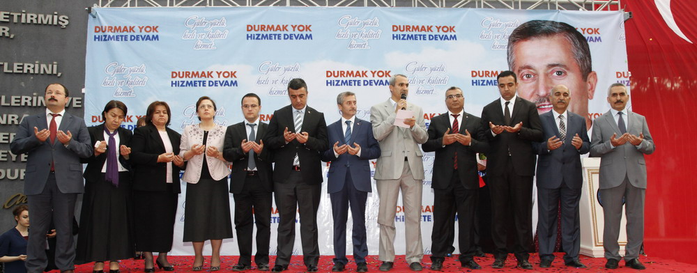 Başkan Tahmazoğlu Makamına Dualarla Oturdu