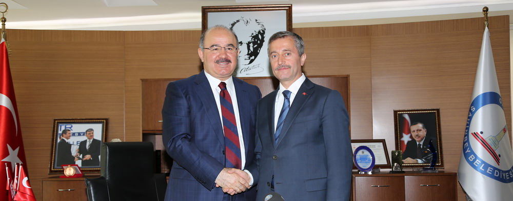 elikten Bakan Tahmazoluna Hayrl Olsun Ziyareti