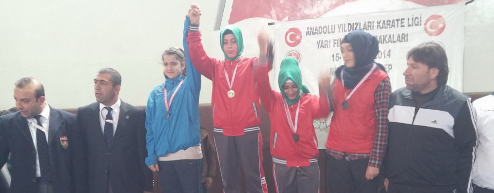 ahinbeyli 3 Kareteci Milli Takm Kampna Gitti