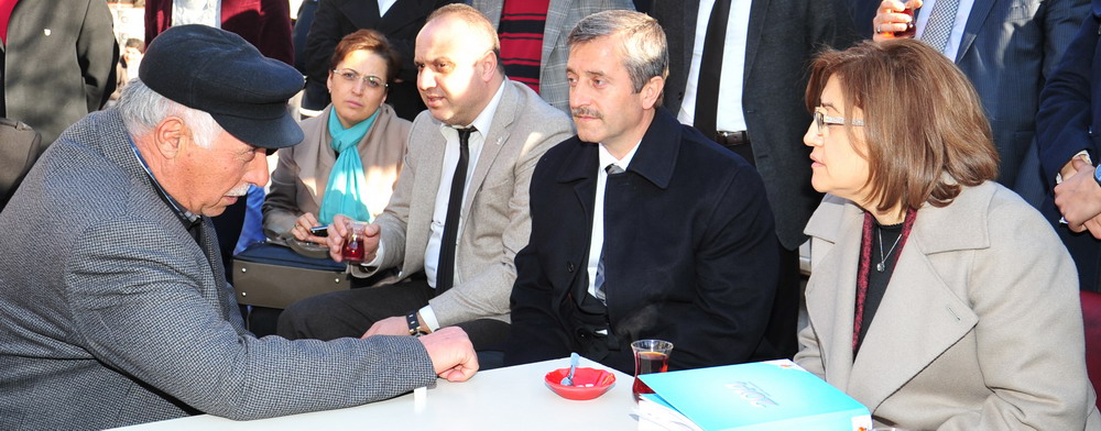 ahin ve Tahmazoluna Esnaftan Sevgi Seli