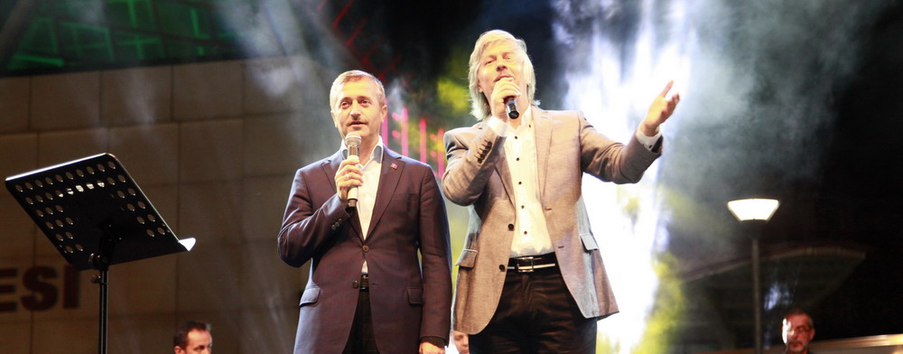Bakan Tahmazolu Sanat Erkan Mutlu le "Erler Demine" Dedi