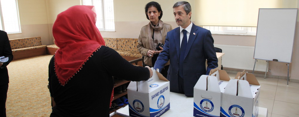 ahinbey Belediyesi 17.259 Aileye Et Yardm Yapt